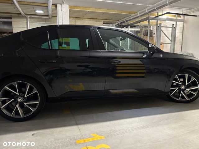 Skoda Superb 2.0 TDI Sportline DSG - 12
