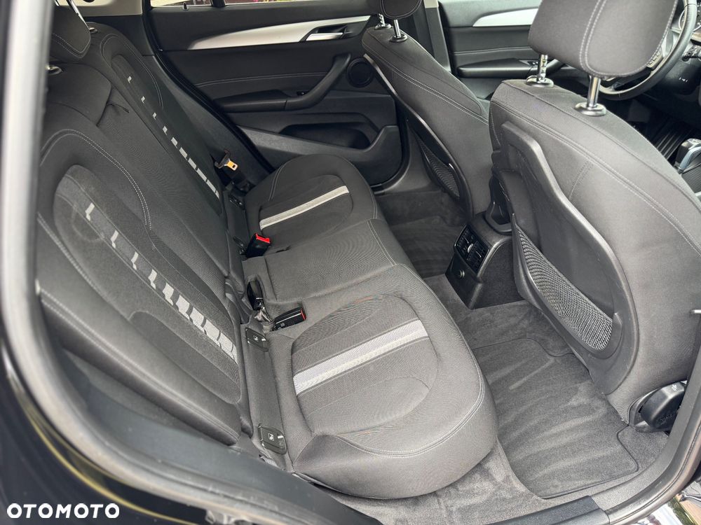 BMW X1 sDrive18d Advantage sport - 20