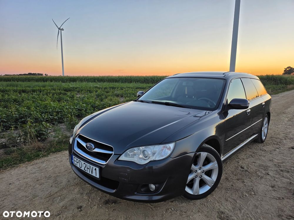 Subaru Legacy - 1