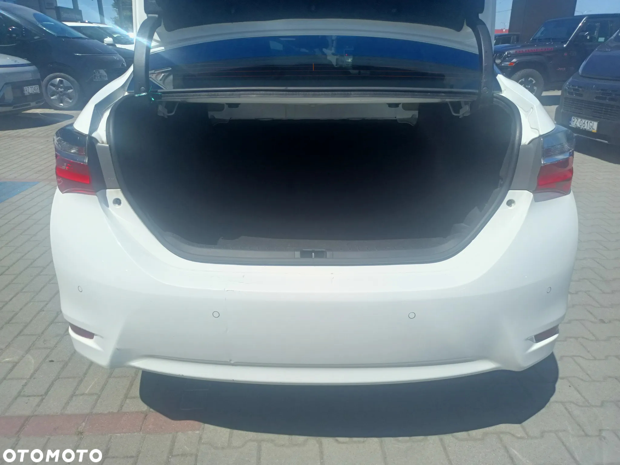 Toyota Corolla 1.6 Prestige - 25