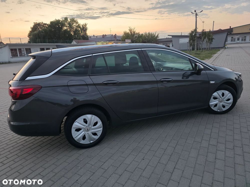 Opel Astra - 12