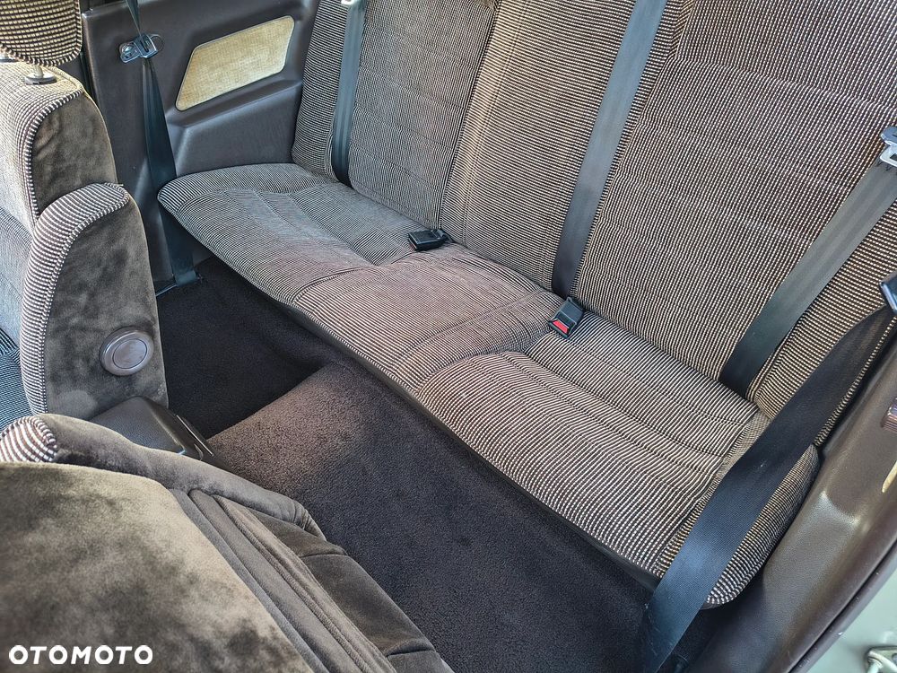 Mazda 929 - 27