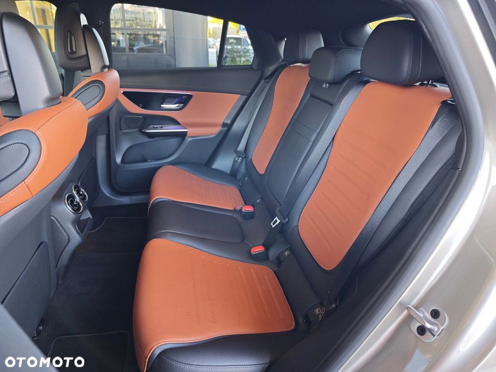 Mercedes-Benz GLC 220 d mHEV 4-Matic AMG Line - 11