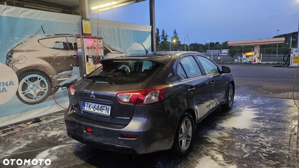 Mitsubishi Inny - 4