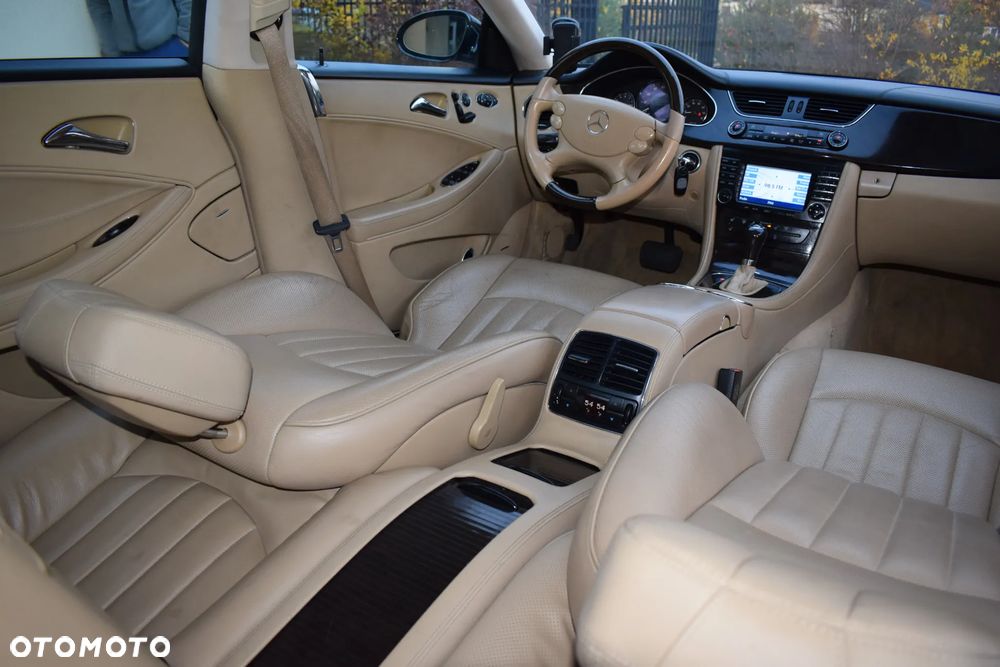 Mercedes-Benz CLS 500 7G-TRONIC - 20