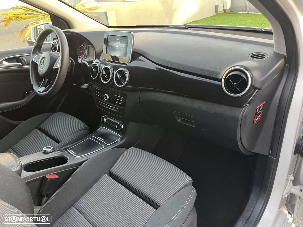 Mercedes-Benz B 220 d 7G-DCT Edition - 43