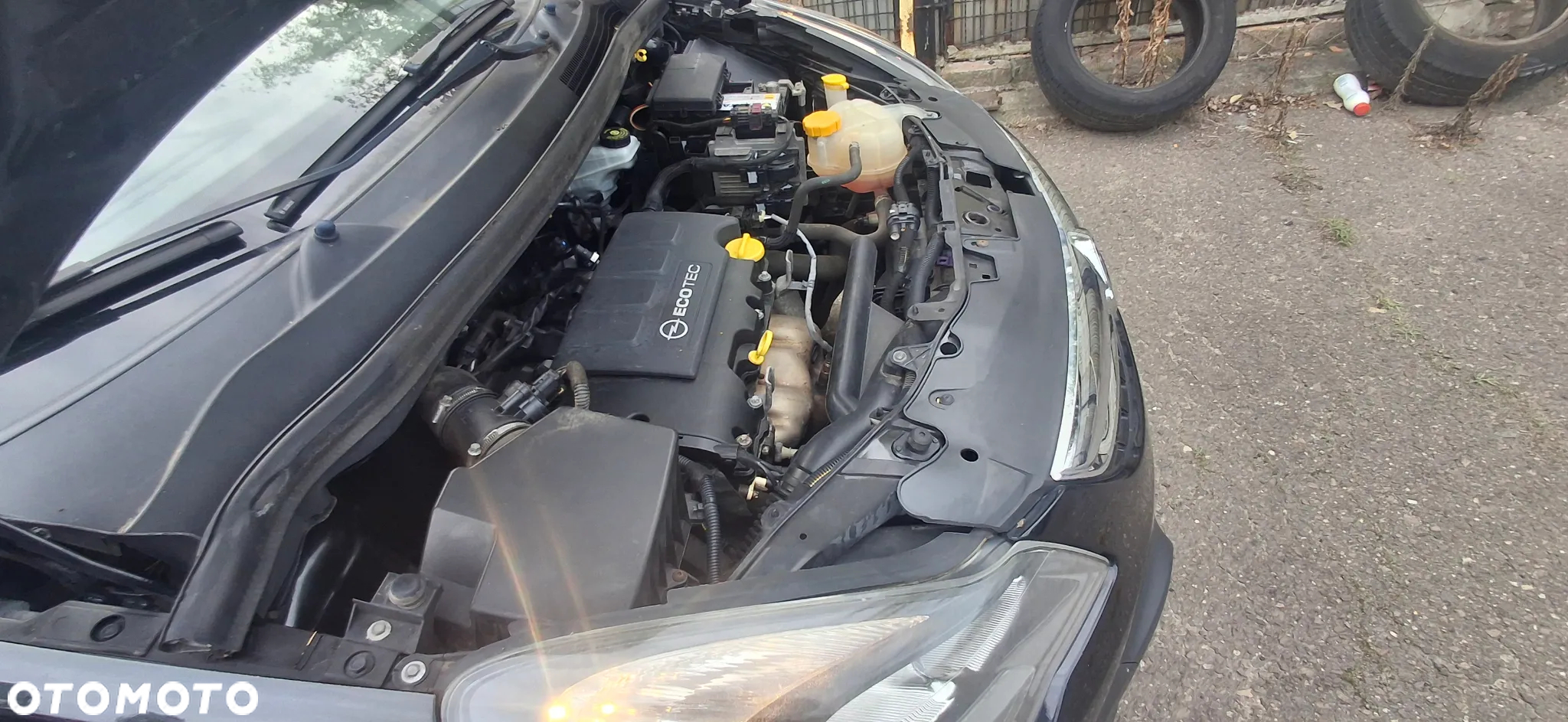 Opel Corsa 1.4 16V Active - 25