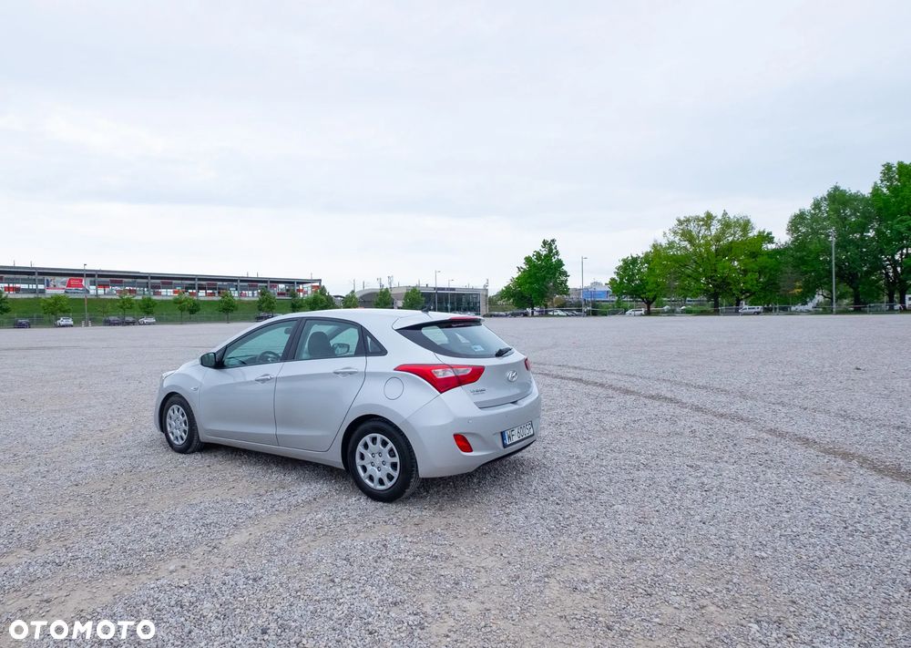 Hyundai i30 blue 1.6 CRDi YES Silver - 7