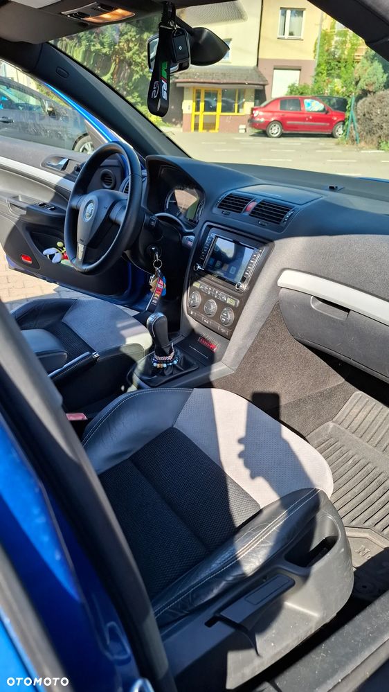 Skoda Octavia 2.0 TFSI RS - 13