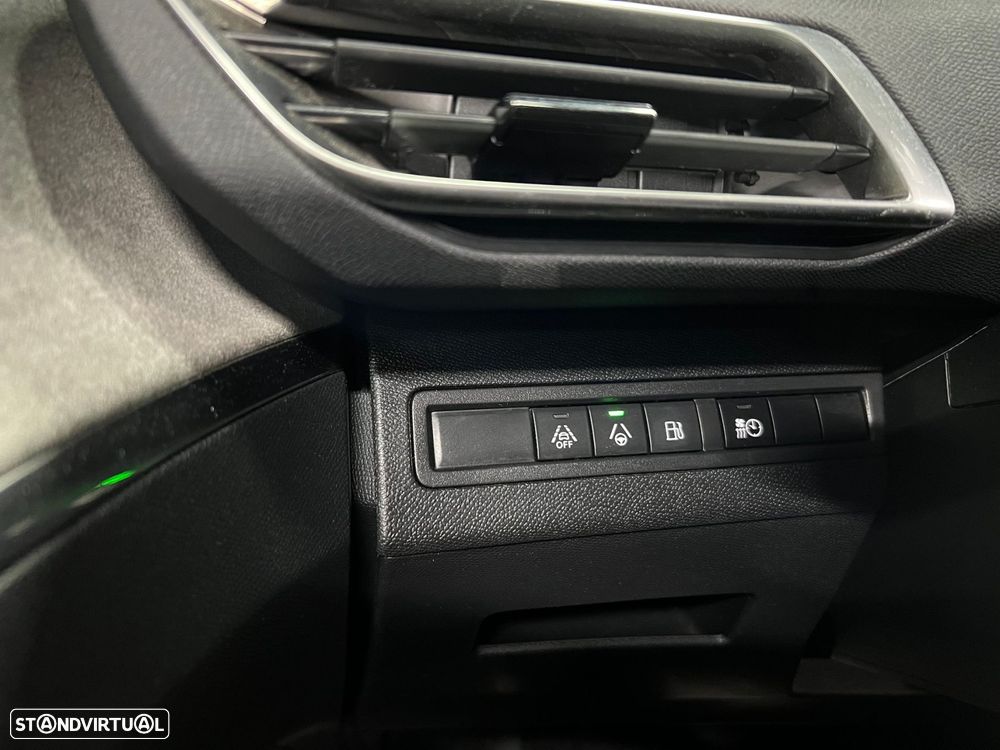 Peugeot 3008 1.6 Hybrid GT Pack e-EAT8 - 30