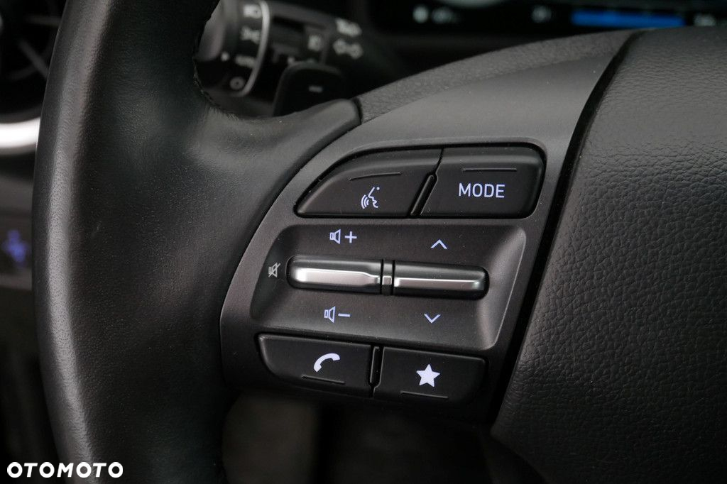 Hyundai Kona - 24