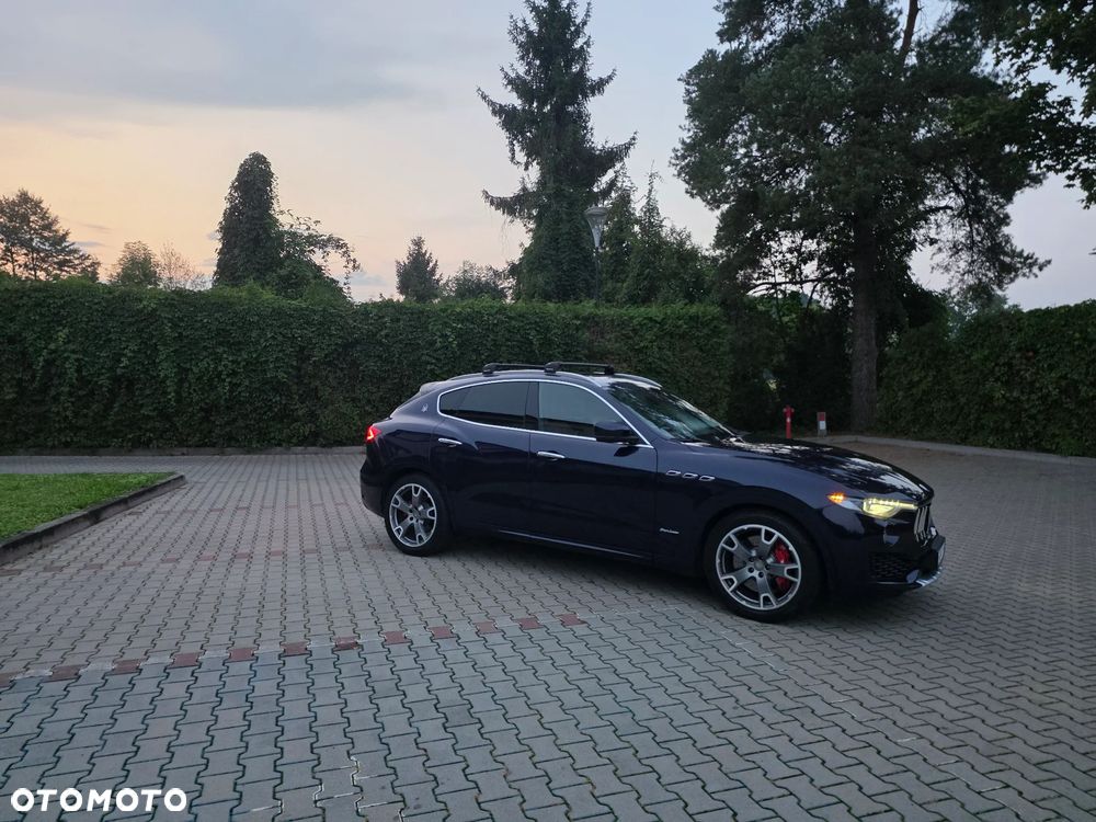 Maserati Levante S Q4 GranLusso - 14