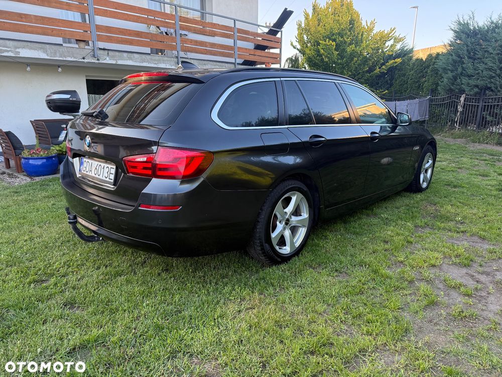 BMW Seria 5 520d Luxury Line - 4