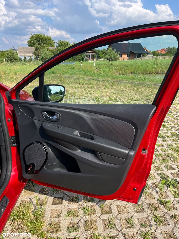 Renault Clio 1.2 16V Limited 2018 - 16