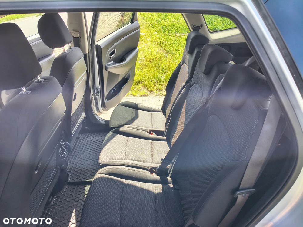 Kia Carens 1.6 GDI Business Line 7os EU6 - 12