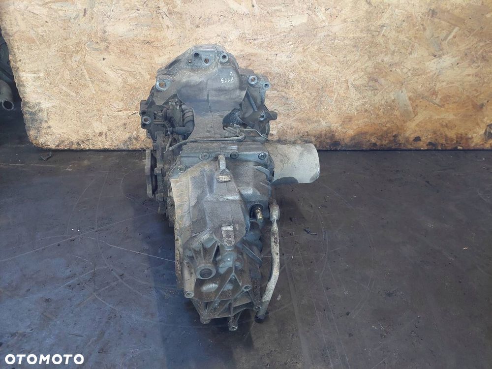 SKRZYNIA BIEGÓW VOLKSWAGEN PASSAT B5 2.0 20V ALT MANUAL 5 BIEGÓW GGF - 3
