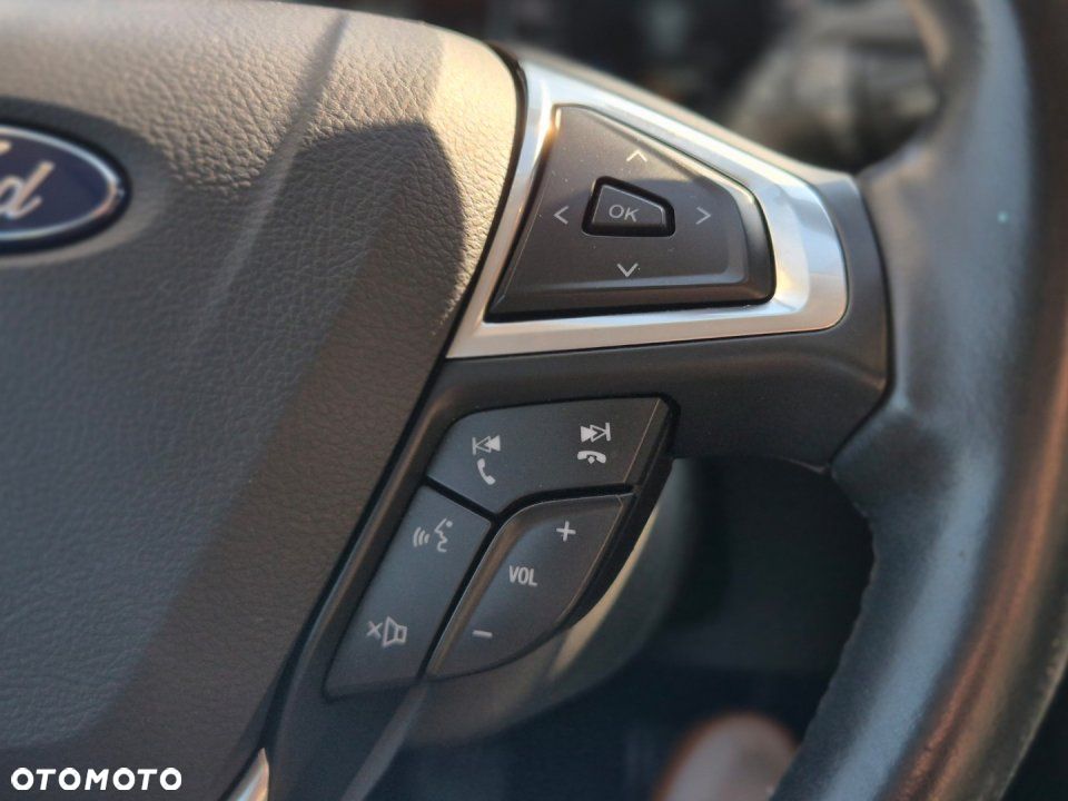 Ford Mondeo - 21
