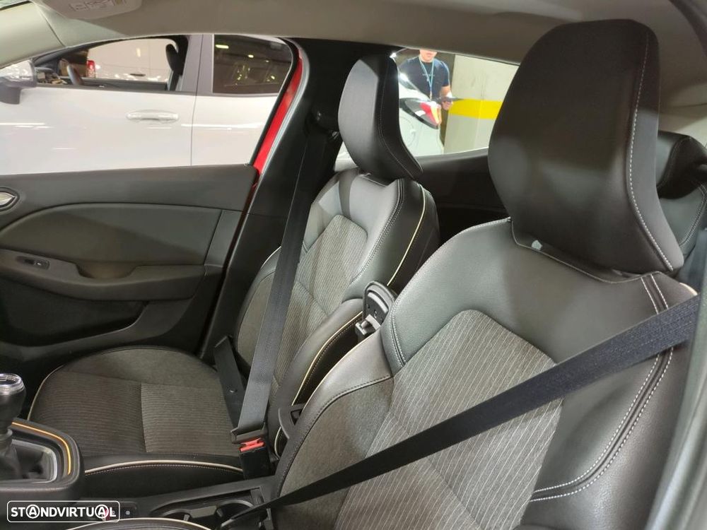 Renault Clio TCe 90 EVOLUTION - 6
