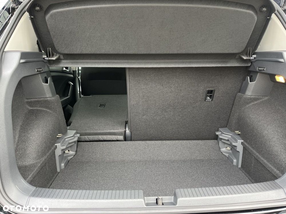 Volkswagen T-Cross 1.0 TSI Life Plus DSG - 22