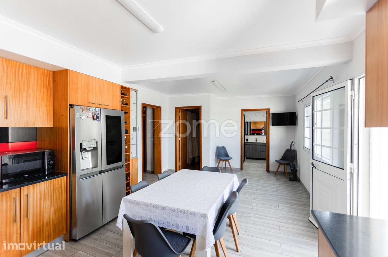 Moradia T6+1 com Terraço, Vista Mar e Ruína – Santa Bárbara - Grande imagem: 4/27