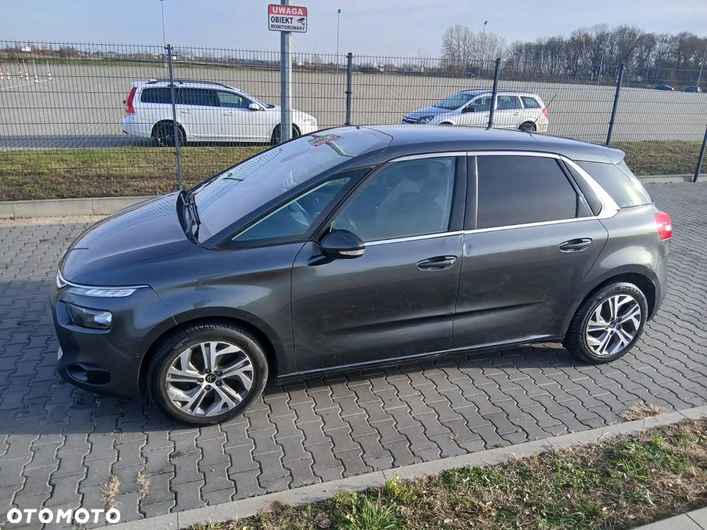 Citroën C4 Picasso - 6