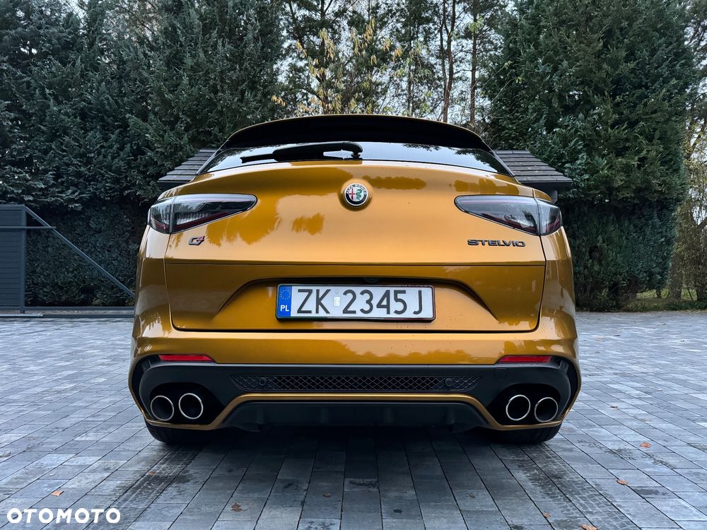 Alfa Romeo Stelvio 2.9 V6 Bi-Turbo Quadrifoglio Q4 - 5