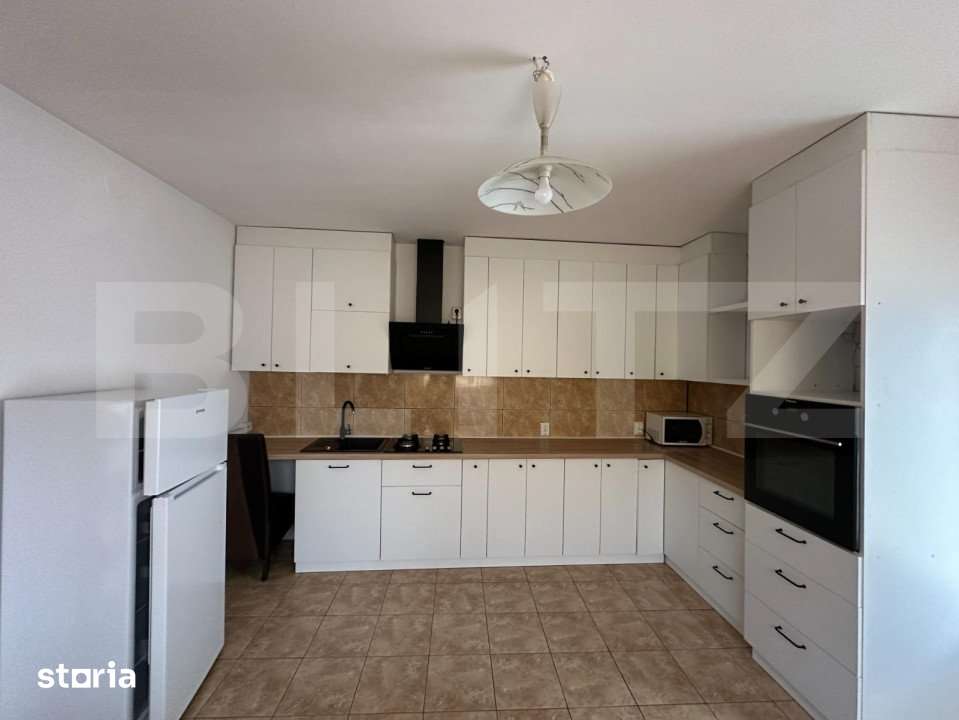 Casa 4 camere, curte si gradina, garaj/hala, Tolstoi - Imagine principală: 5/14