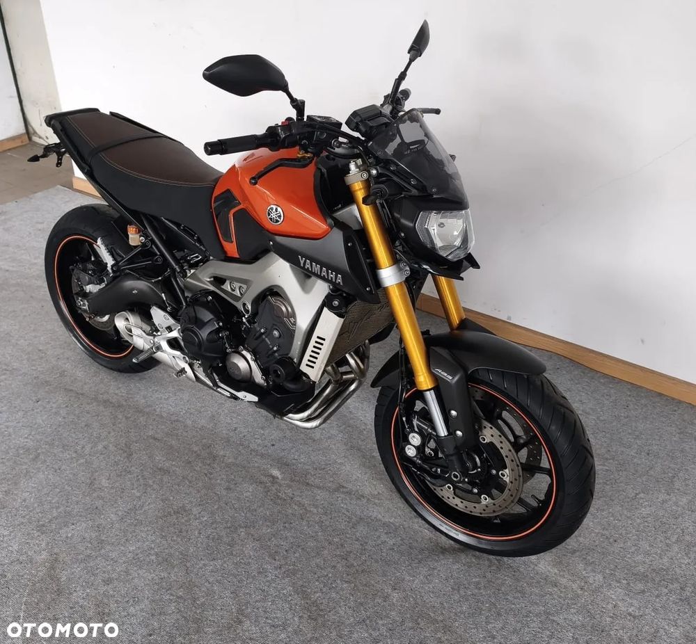 Yamaha MT - 2