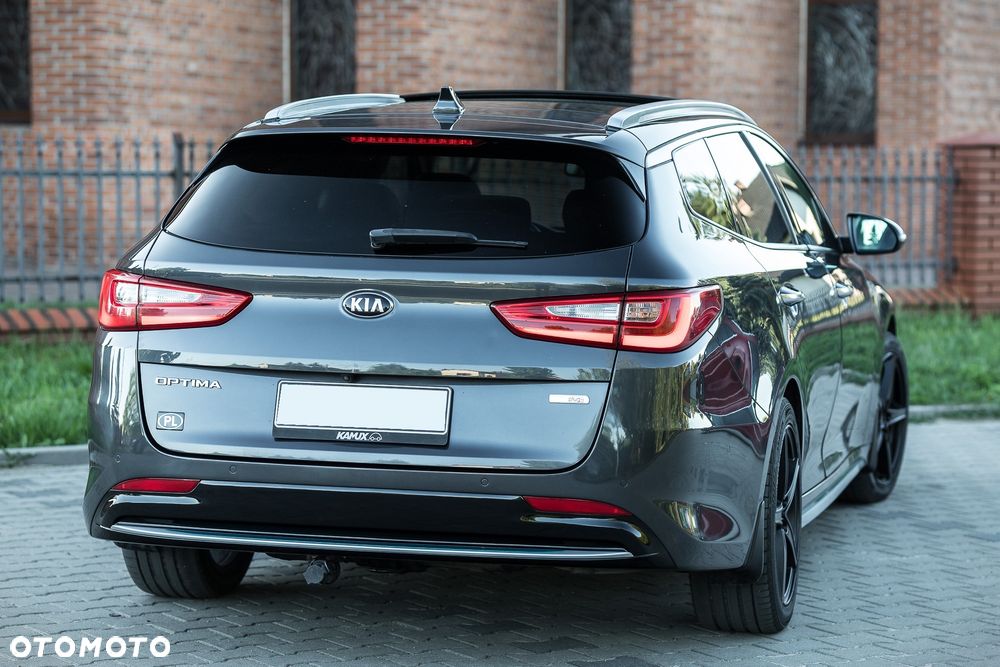 Kia Optima Sportagon 2.0 GDI Attract - 9