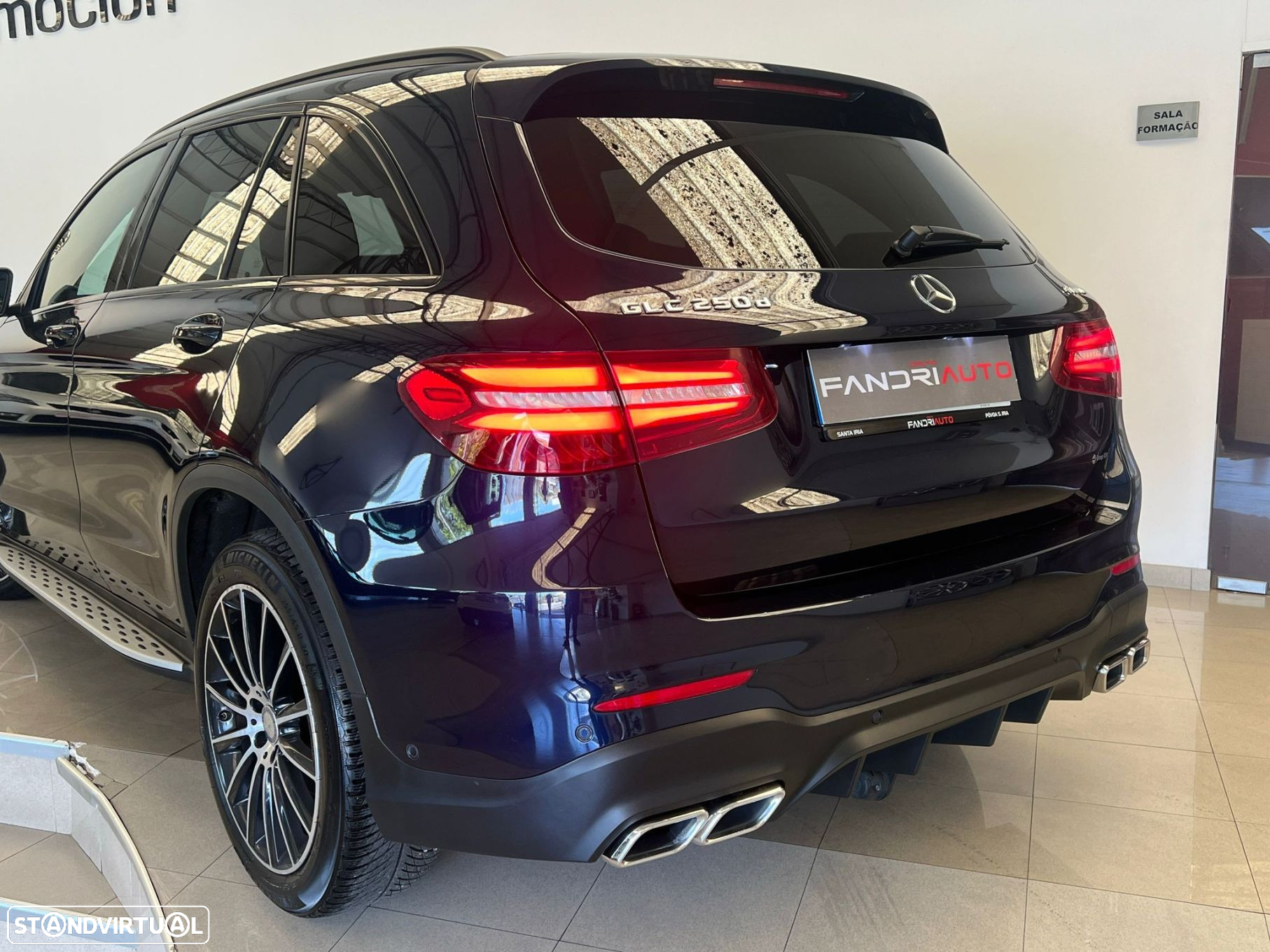 Mercedes-Benz GLC 250 d AMG Line 4-Matic - 14
