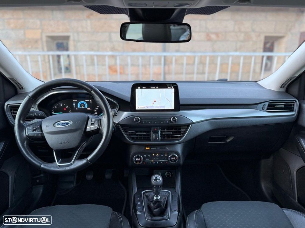 Ford Focus SW 1.5 TDCi EcoBlue Business - 28