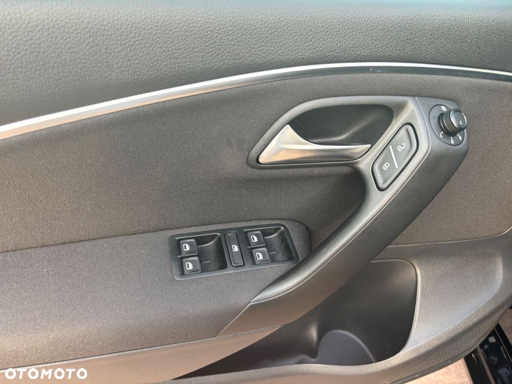 Volkswagen Polo 1.2 TSI (Blue Motion Technology) Comfortline - 4