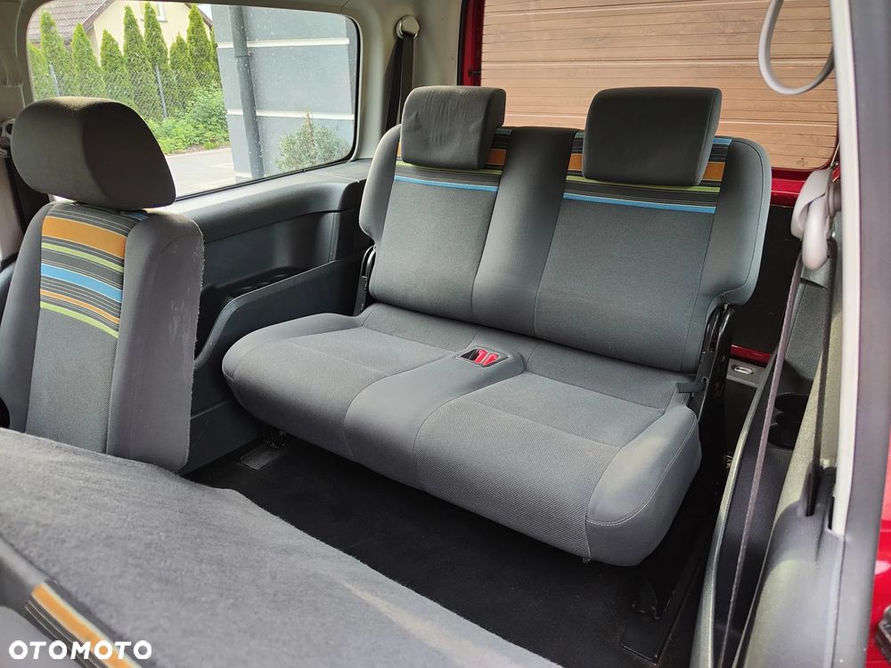 Volkswagen Caddy Maxi Comfortline DSG - 27