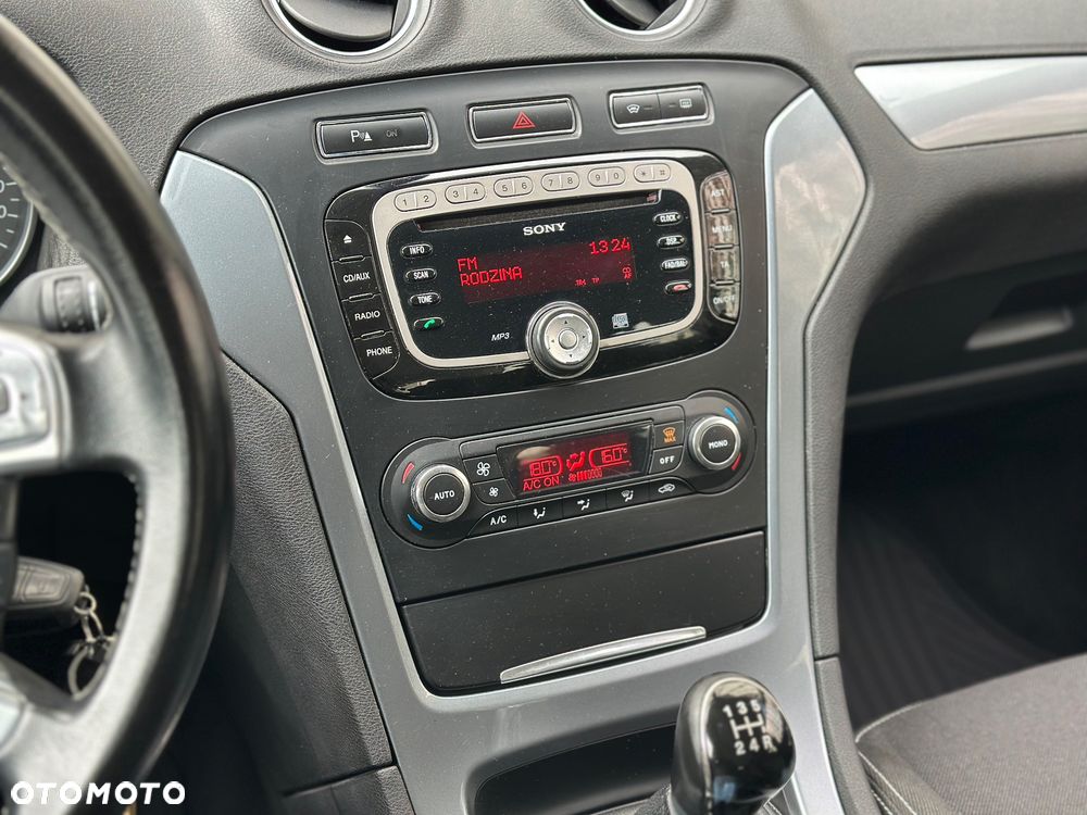Ford Mondeo 1.6 Titanium - 20