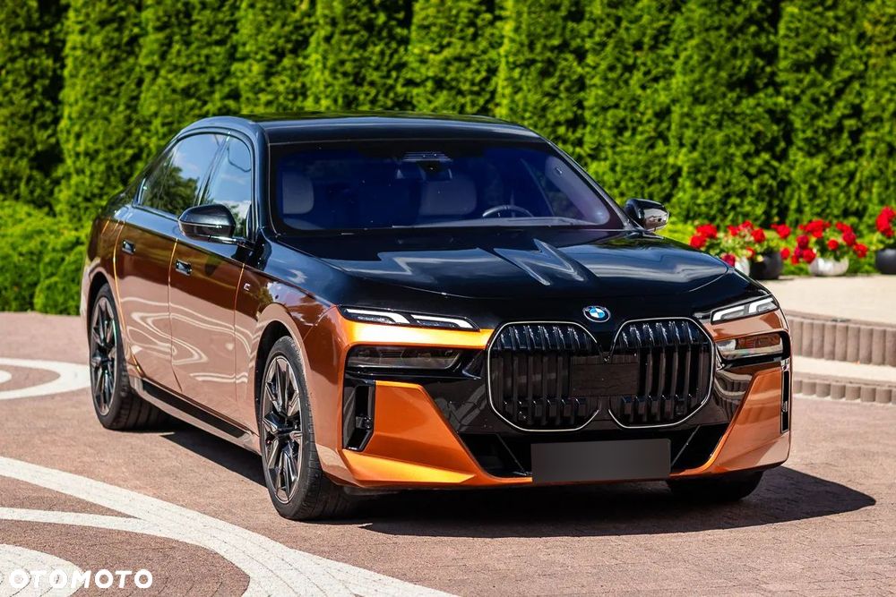 BMW Seria 7 740d xDrive mHEV Individual Edition sport - 9