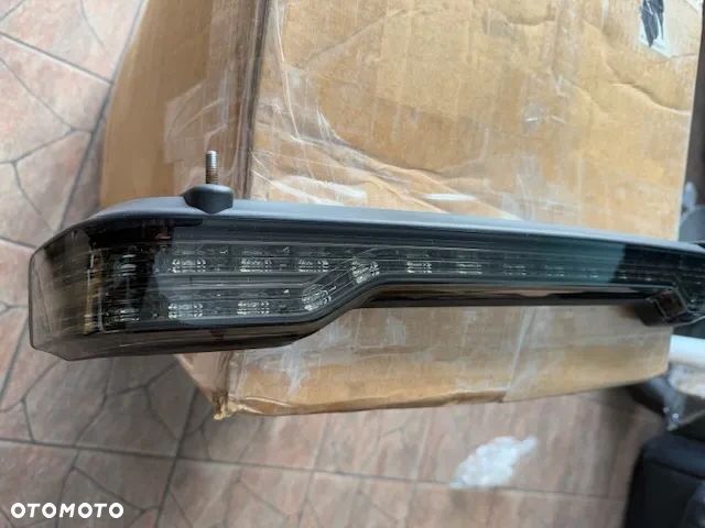 LAMPA LED LISTWA LED KUFRA CENTRALNEGO HARLEY TOURING ELECTRA ROAD GLIDE 14- - 3