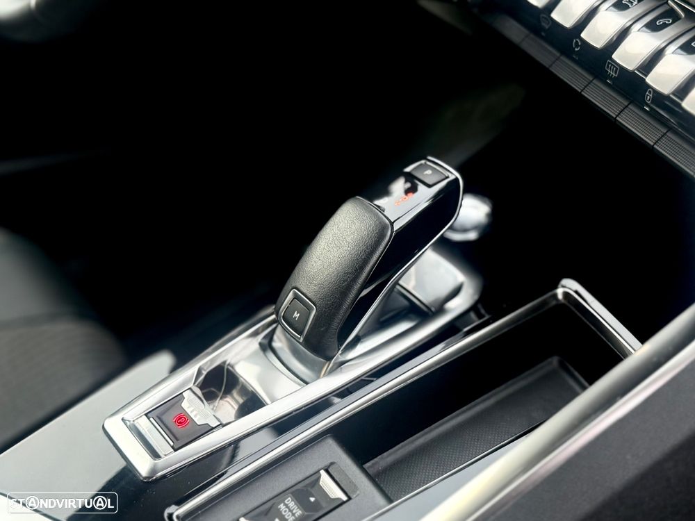 Peugeot 3008 PureTech 130 Stop & Start GPF EAT8 Allure Business-Pack - 9