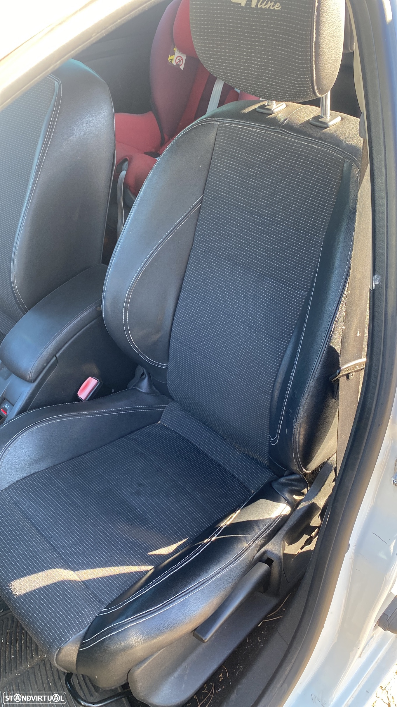 Renault Mégane Sport Tourer 1.5 dCi GT Line - 12