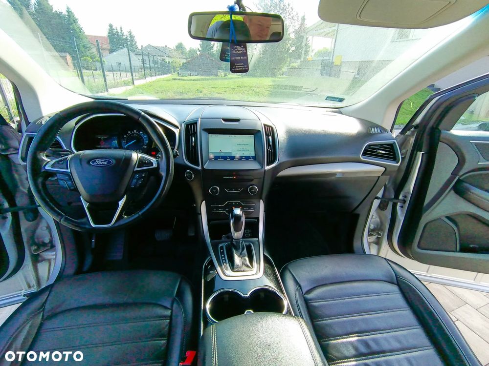 Ford Edge - 14