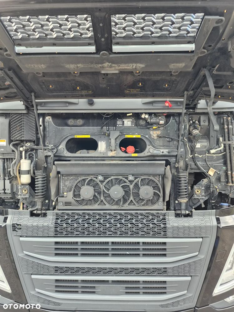 Volvo Volvo FH 13 460KM I-SAVE - 8