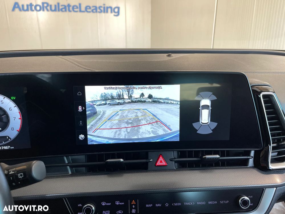 Kia Sportage 1.6 T-GDI HEV 6AT 4x2 Business Line - 13