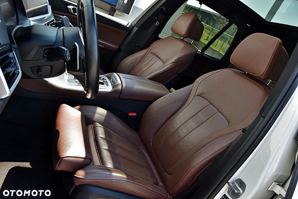 BMW X5 xDrive30d mHEV - 16