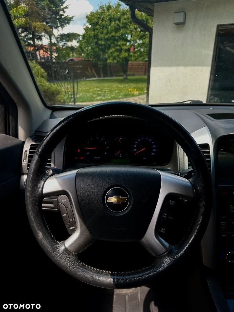 Chevrolet Captiva 2.4 2WD 7 Sitzer LS - 11