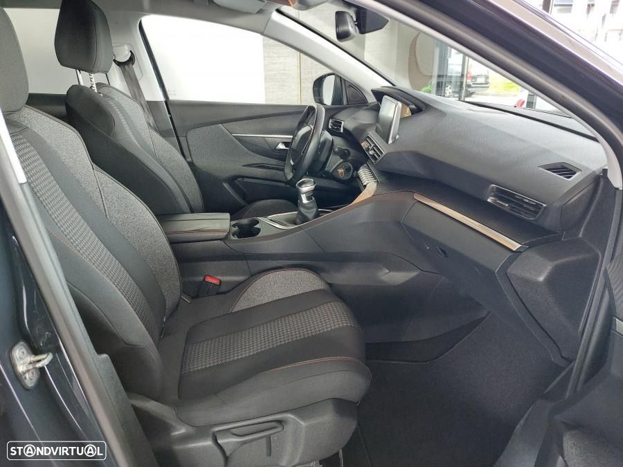 Peugeot 3008 1.5 BlueHDi Active - 11