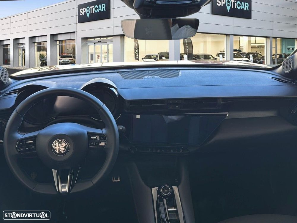 Alfa Romeo Junior 54 kWh Sport Speciale - 8