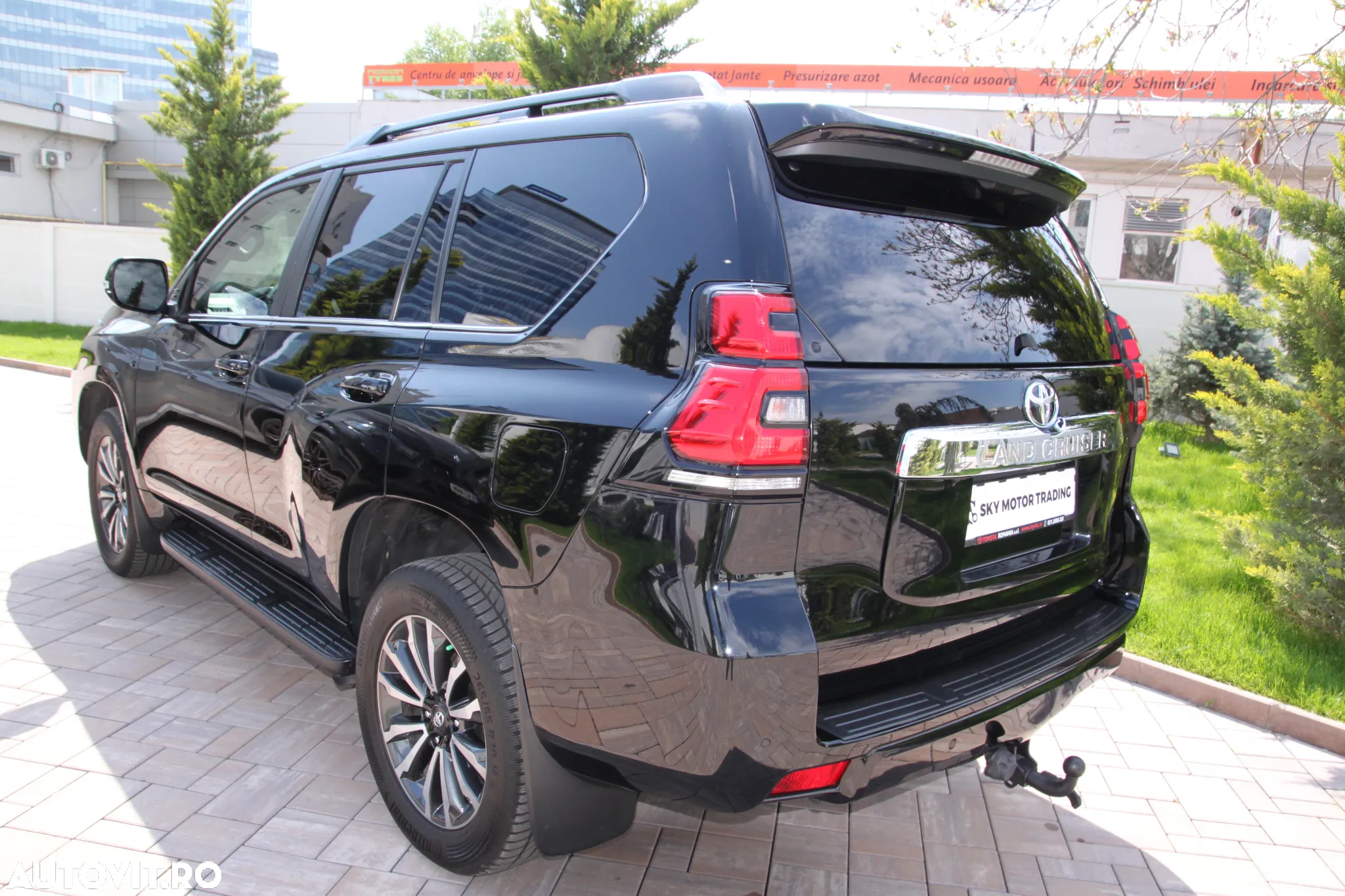 Toyota Land Cruiser 2.8l Turbo D-4D A/T Executive - 17