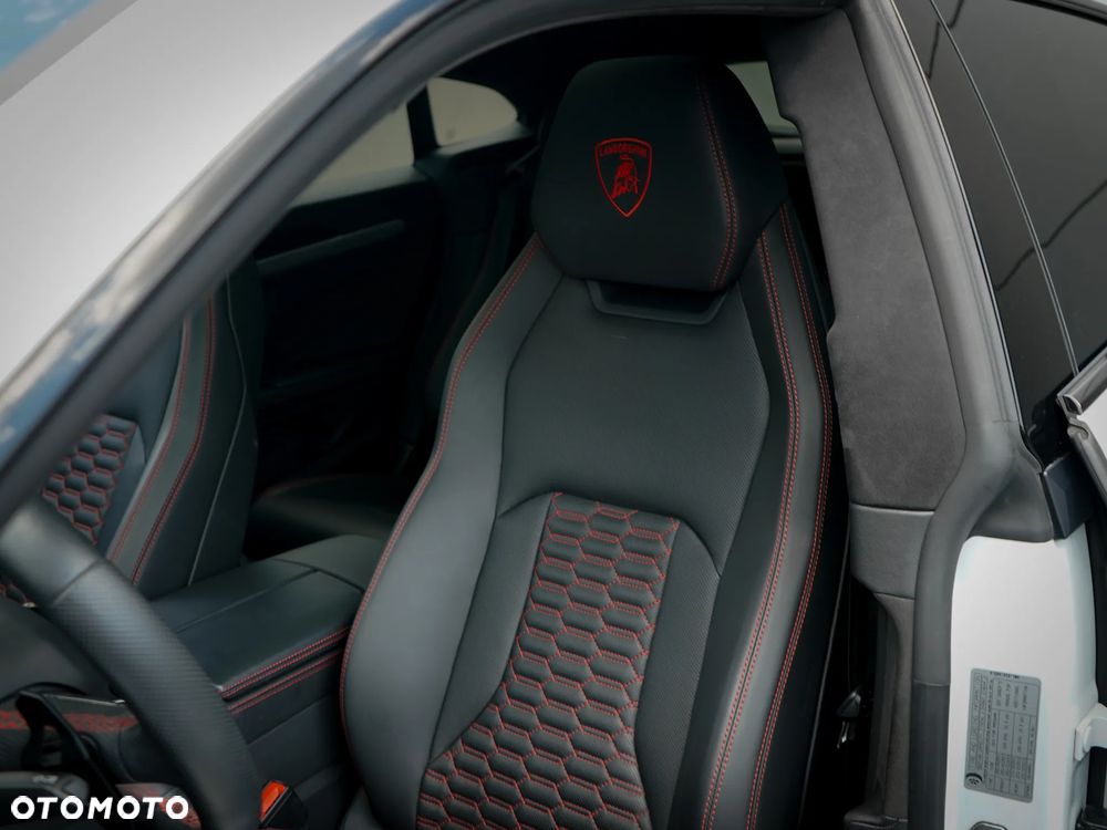 Lamborghini Urus - 10