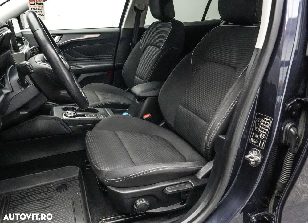 Ford Focus 1.0 EcoBoost Titanium Business - 13