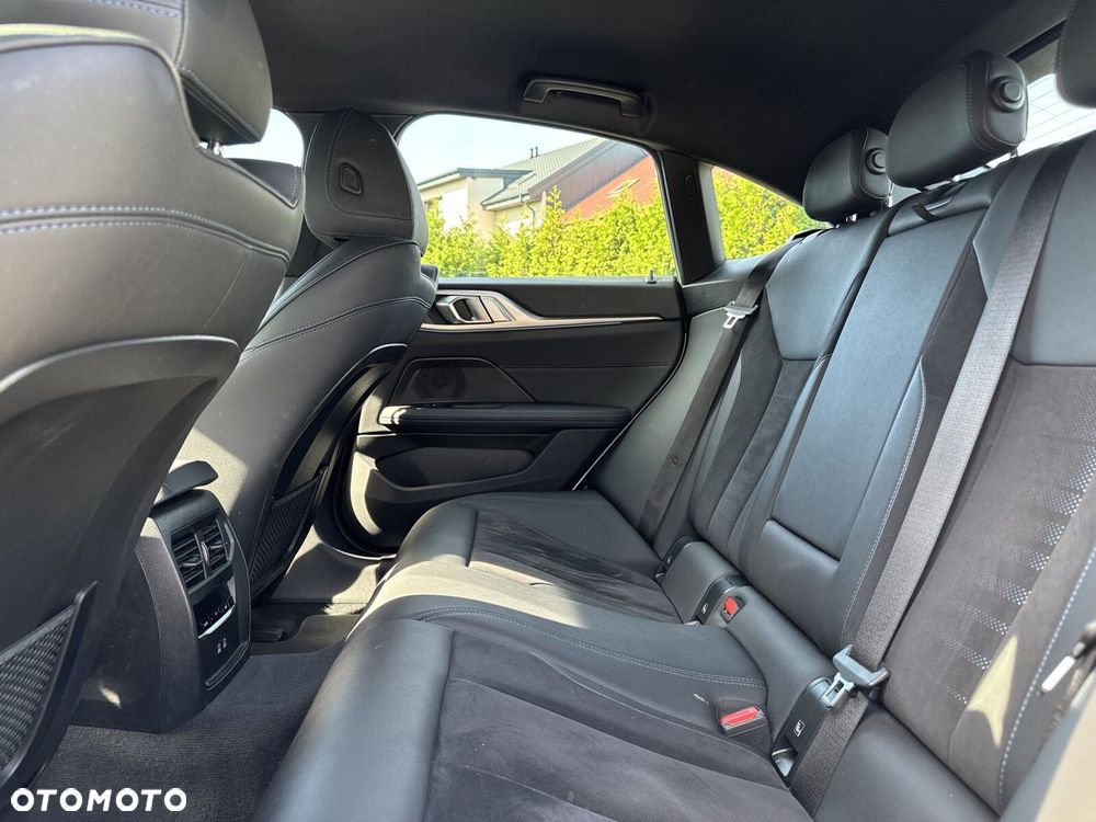 BMW i4 70.3kWh eDrive 35 M Sport - 24