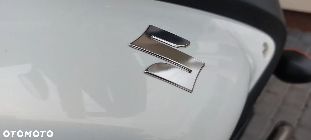 Suzuki V-STROM - 37